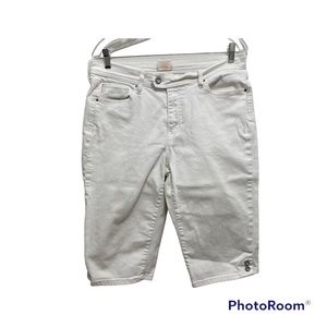Levi’s 515  White Skimmer Shorts